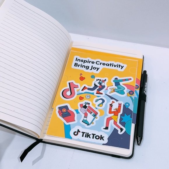 TikTok Black Executive Journal - Picture 3 of 6